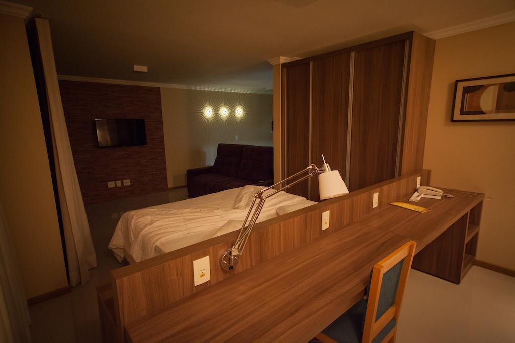 Hotel Saint Louis Luís Eduardo Magalhães Esterno foto